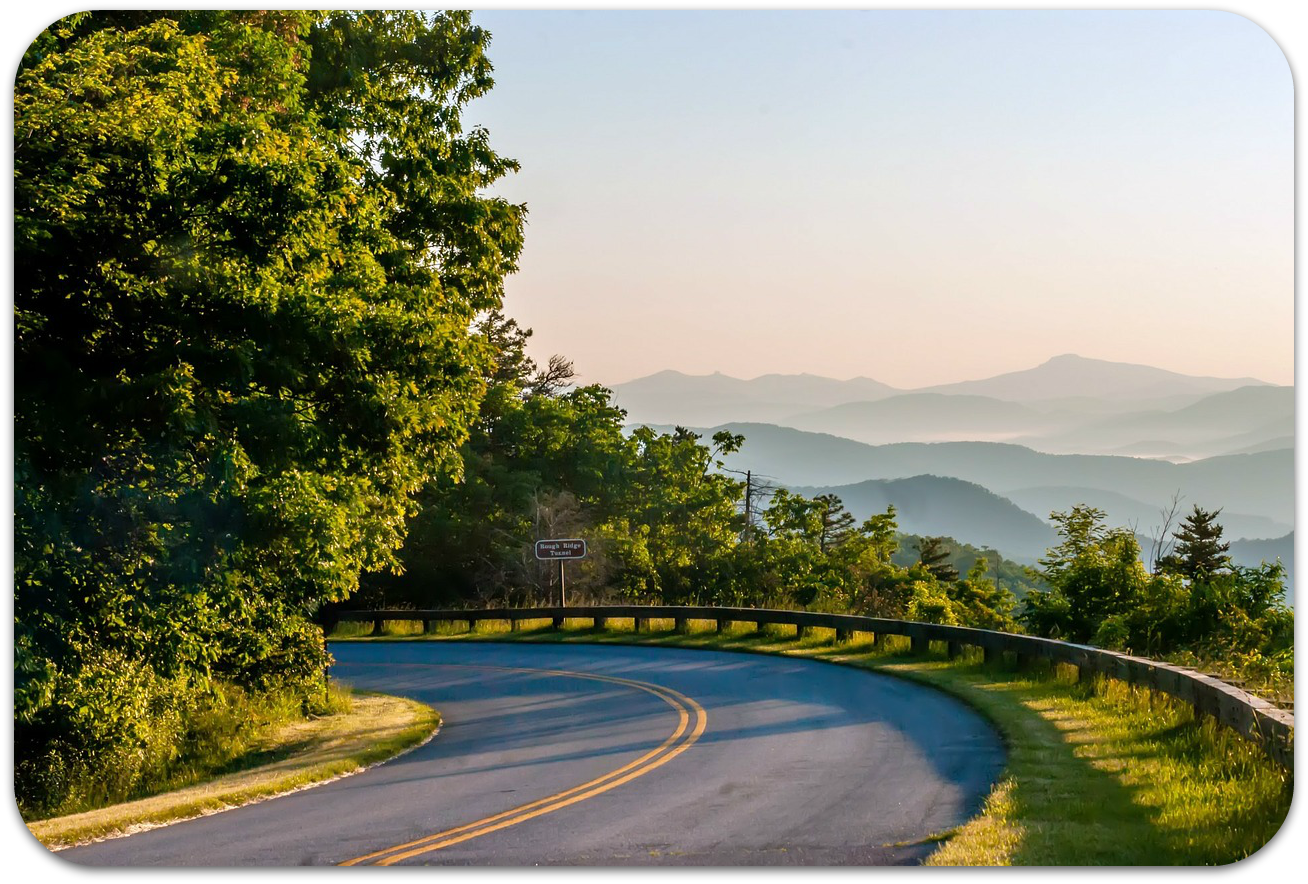 gatlinburg great smoky mountains railroad blue ridge parkway cades cove western north carolina travel