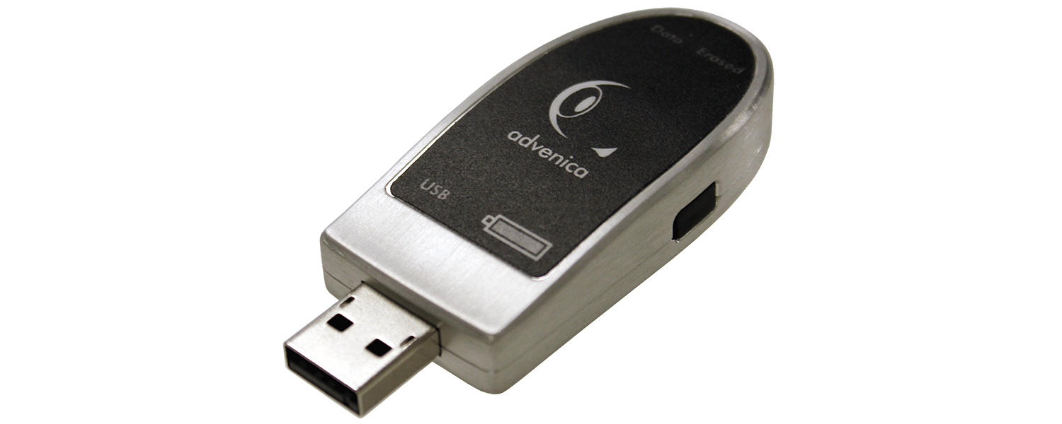 Black Compact USB Flash Drive With Silver Swivel Cover PNG Photo
