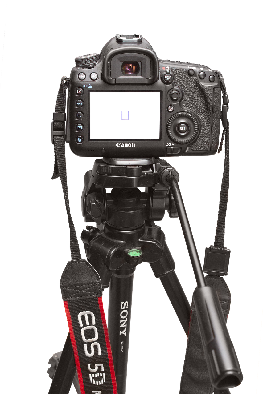 Canon DSLR Camera Back View Mounted On Tripod PNG Image