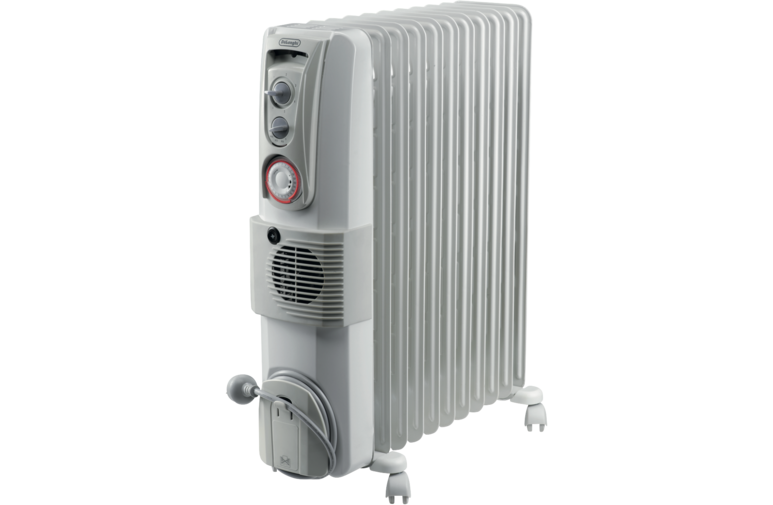 White Oil Filled Electric Radiator Heater With Adjustable Controls PNG Image